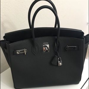 Ainifeel Black Leather Handbag